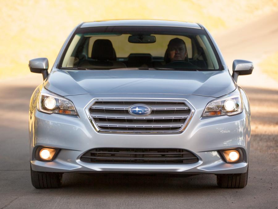  Subaru Legacy 3.6R 2015 года  (фото 5 из 11)